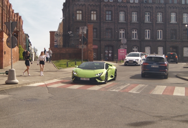 Lamborghini Huracán LP640-2 Tecnica