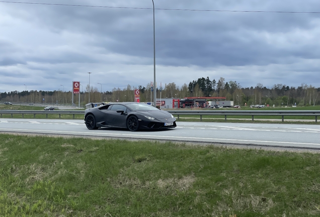 Lamborghini Huracán LP640-4 Performante