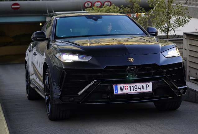 Lamborghini Urus S