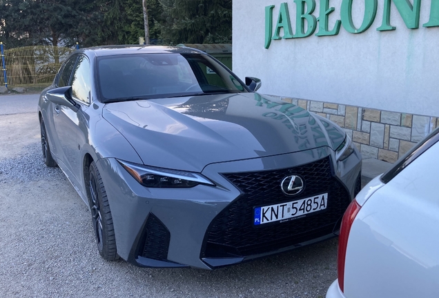 Lexus IS 500 F SPORT Performance Launch Edition