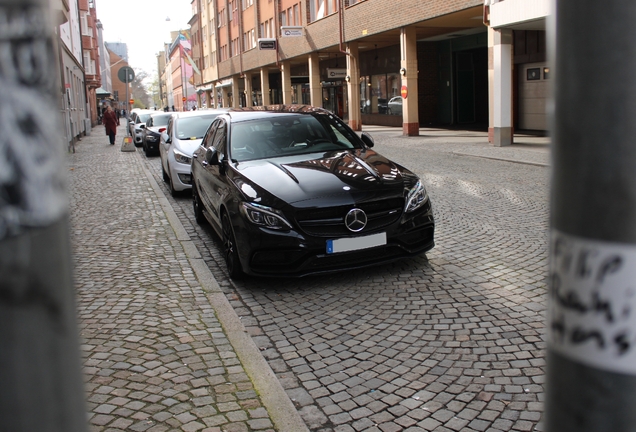 Mercedes-AMG C 63 S W205