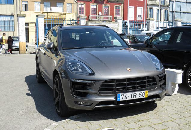 Porsche 95B Macan GTS