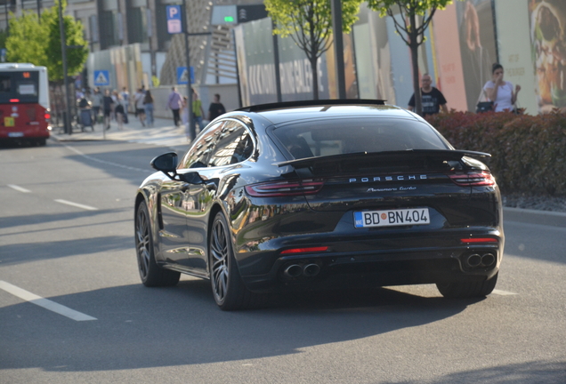 Porsche 971 Panamera Turbo