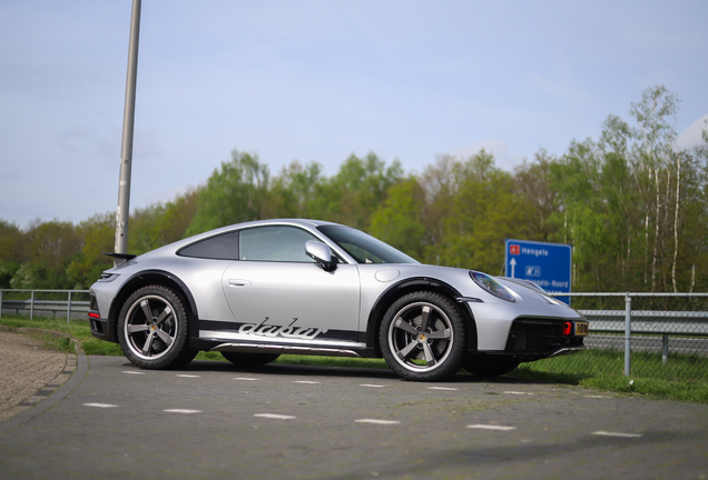 Porsche 992 Dakar