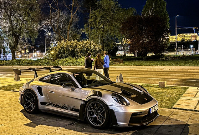 Porsche 992 GT3 RS Weissach Package