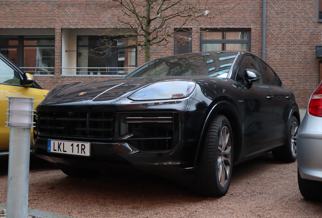 Porsche Cayenne Coupé Turbo E-Hybrid