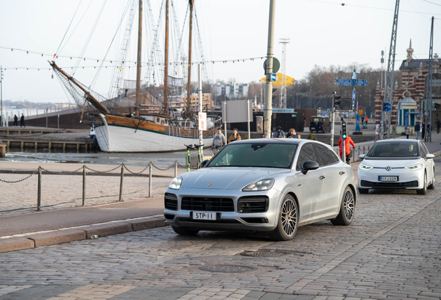 Porsche Cayenne Coupé Turbo S E-Hybrid