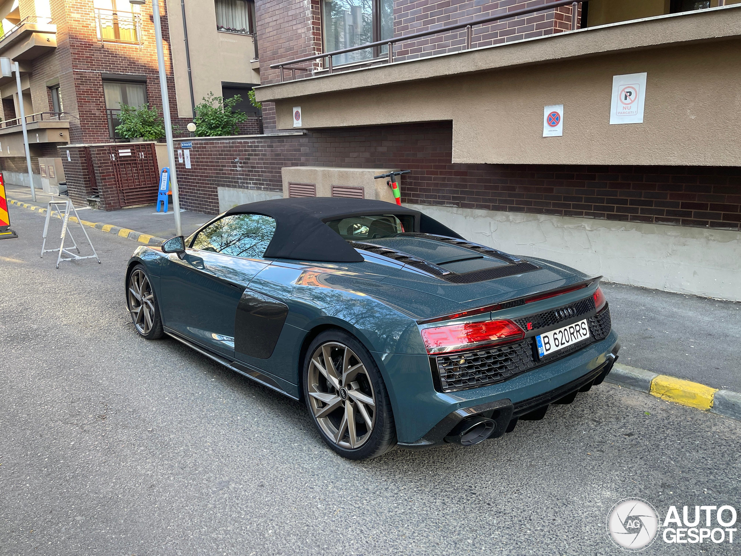 Audi R8 V10 Spyder RWD 2020