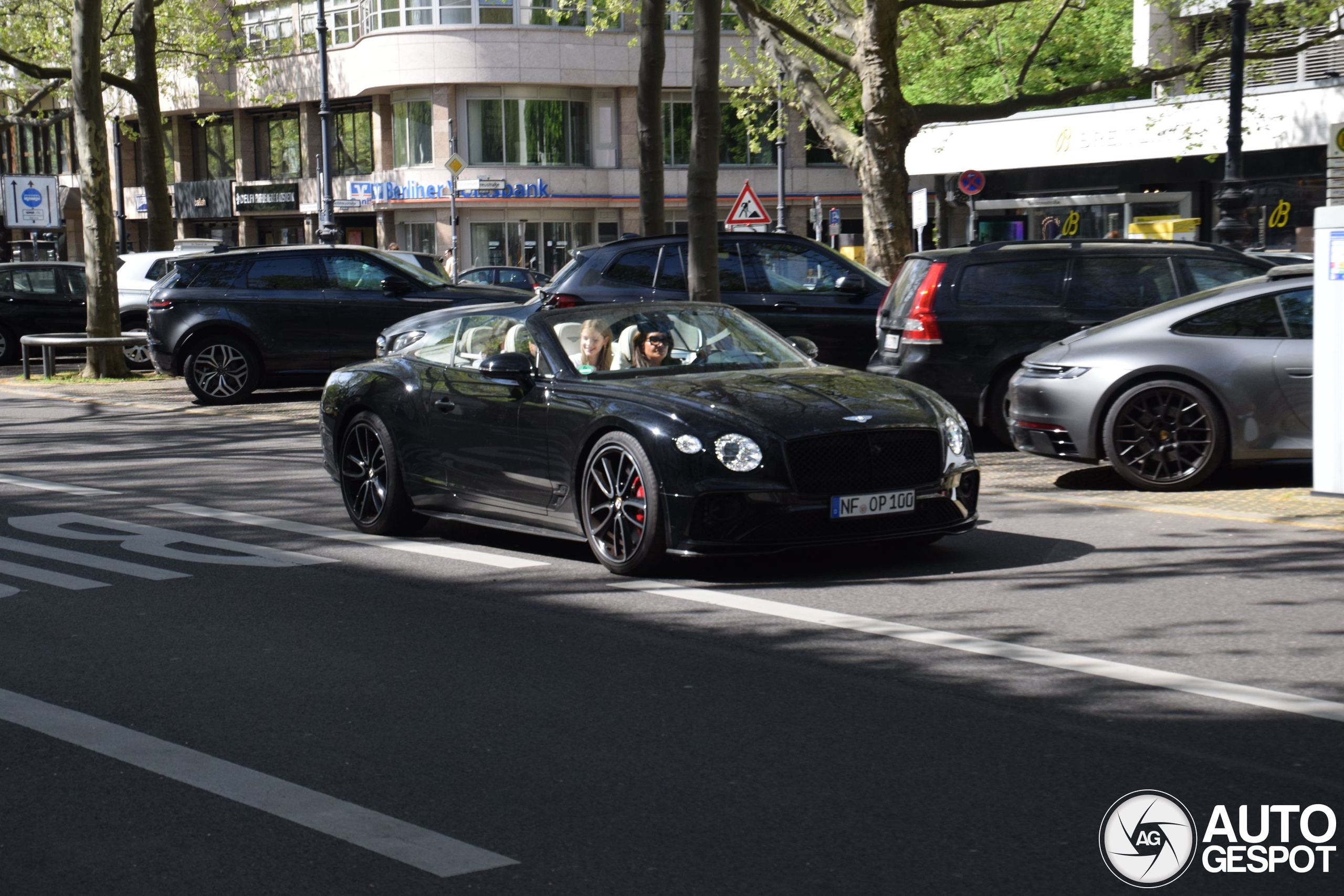 Bentley Continental GTC 2019