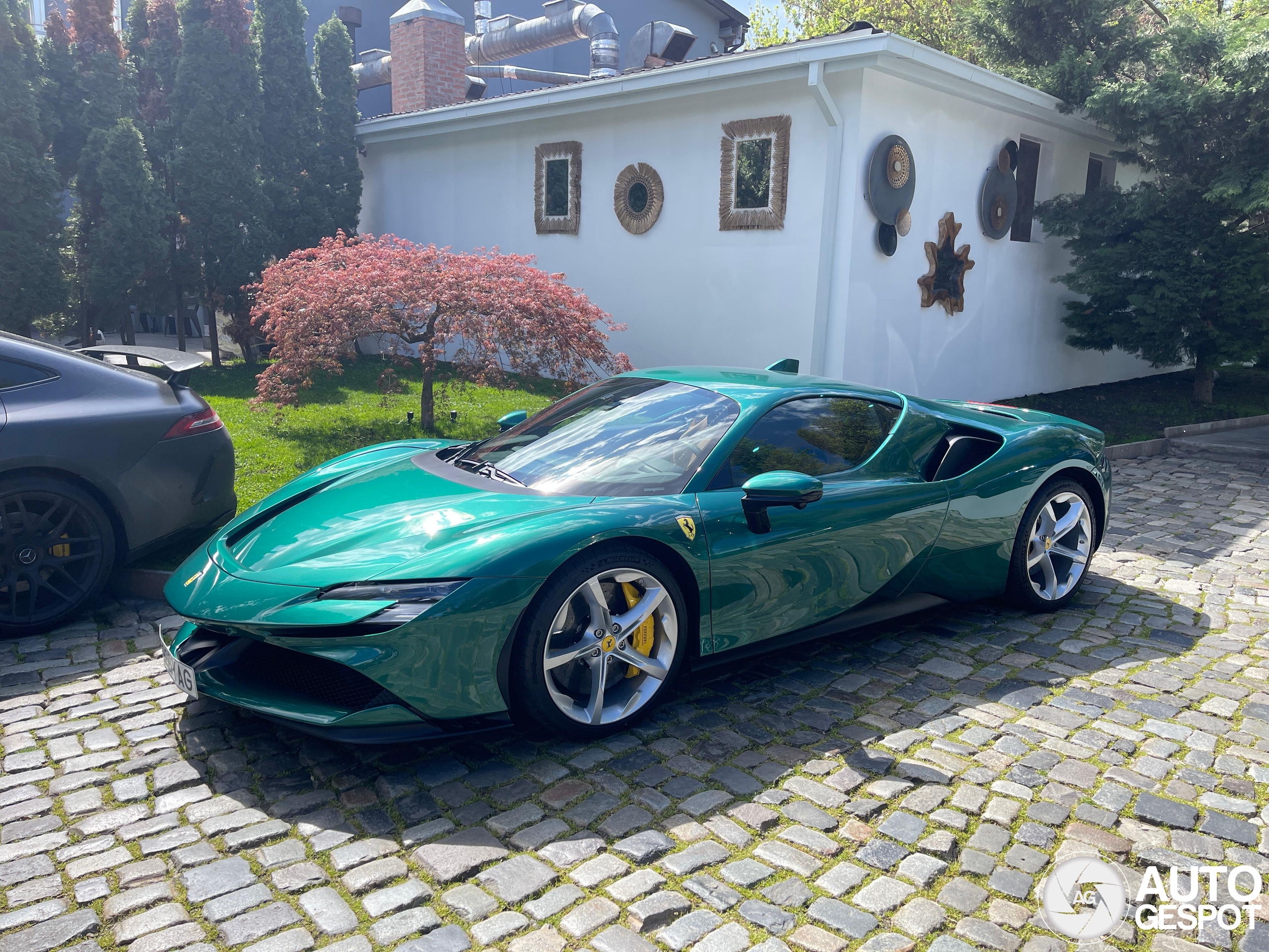 Ferrari SF90 Stradale