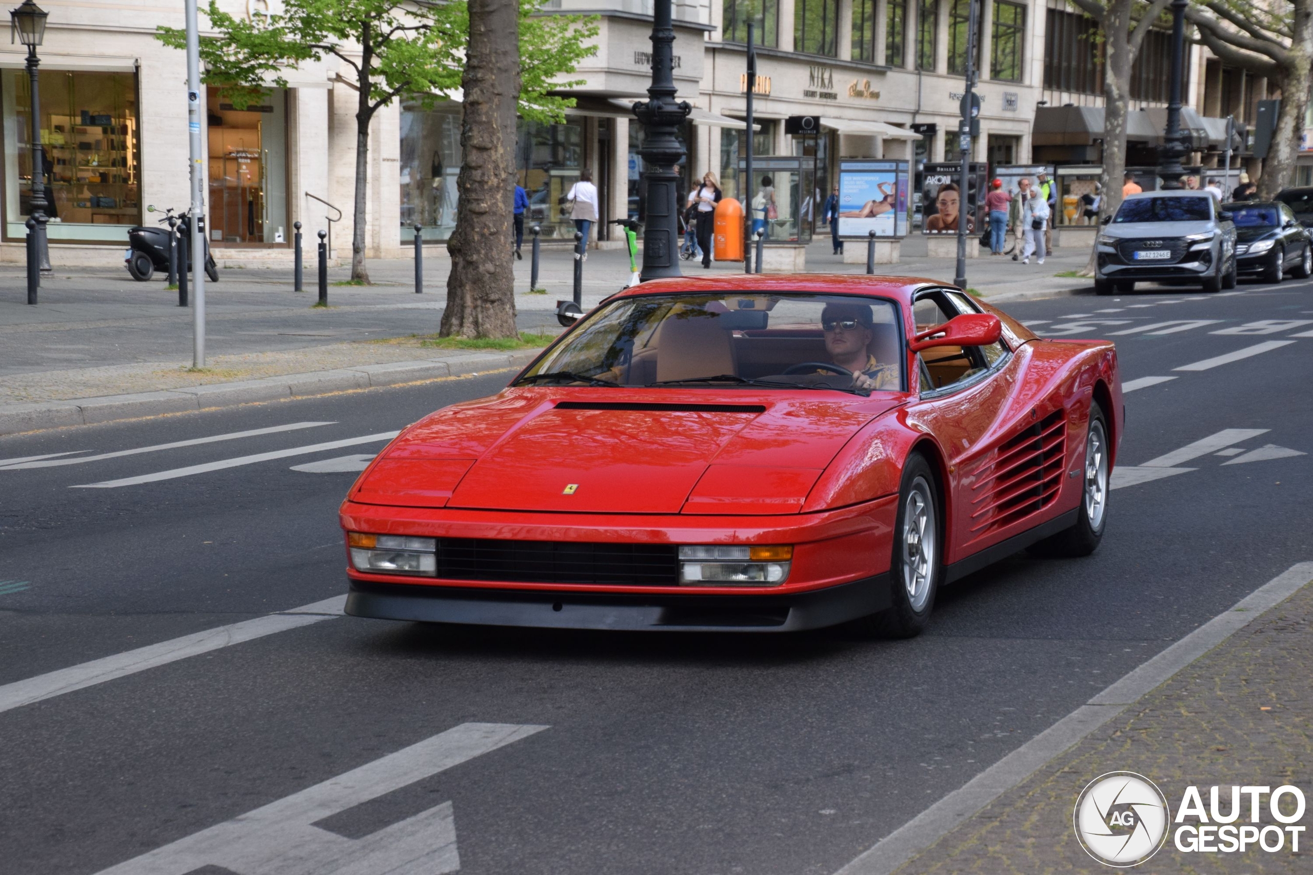 Ferrari Testarossa Monospecchio