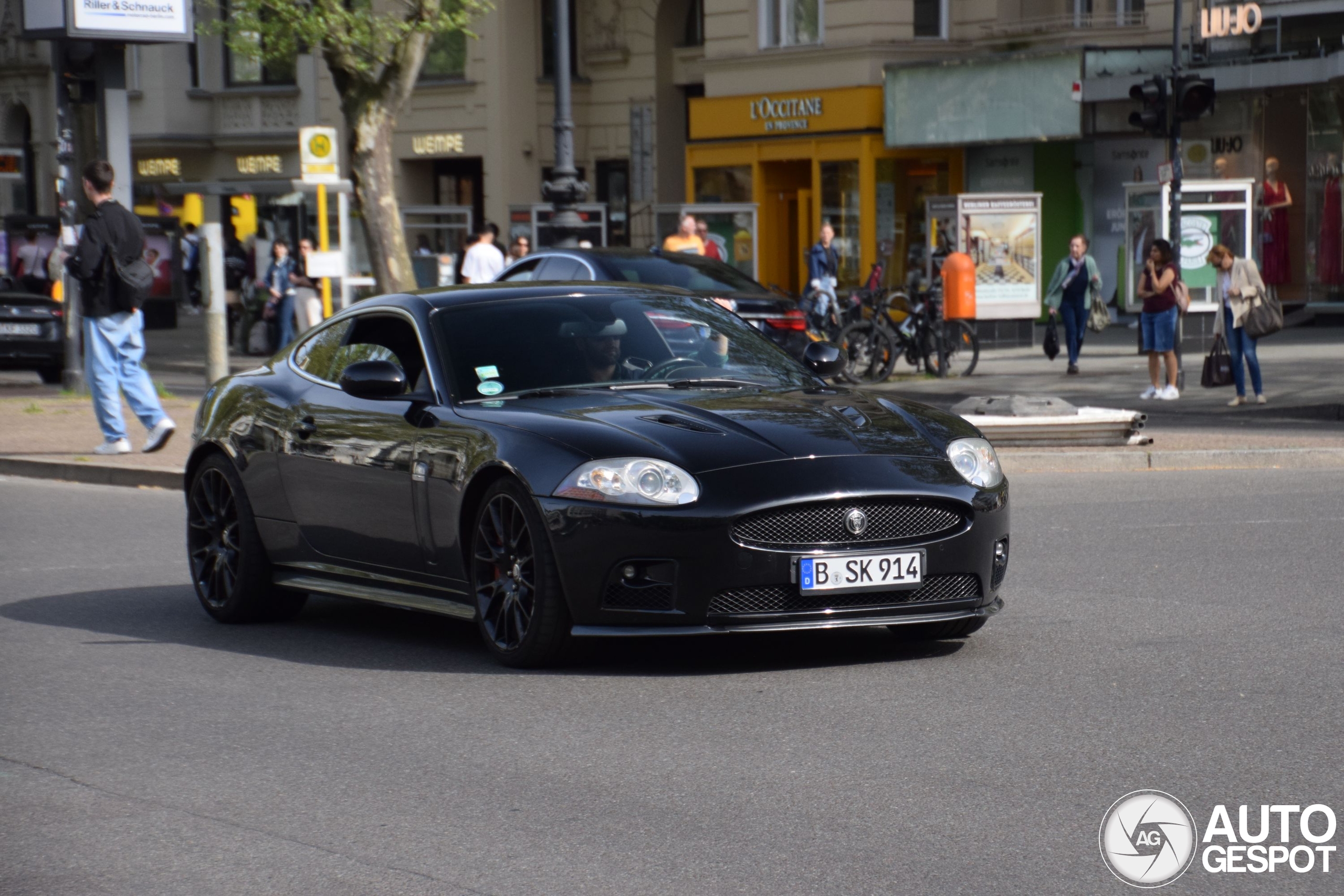 Jaguar XKR-S