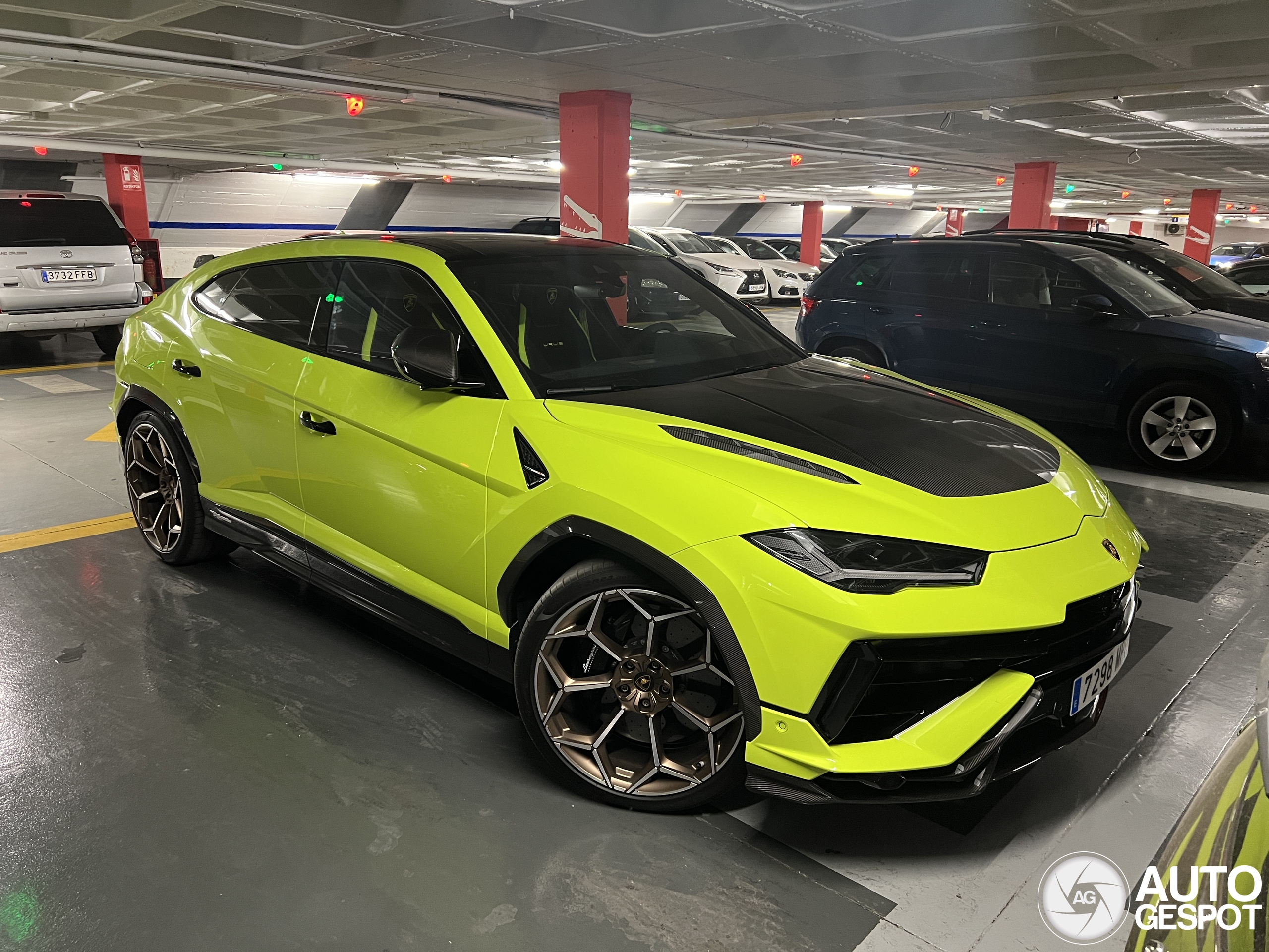 Lamborghini Urus Performante