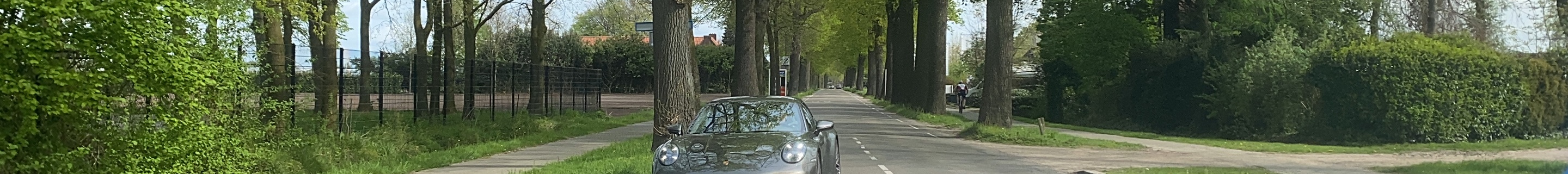 Porsche 992 Carrera 4S