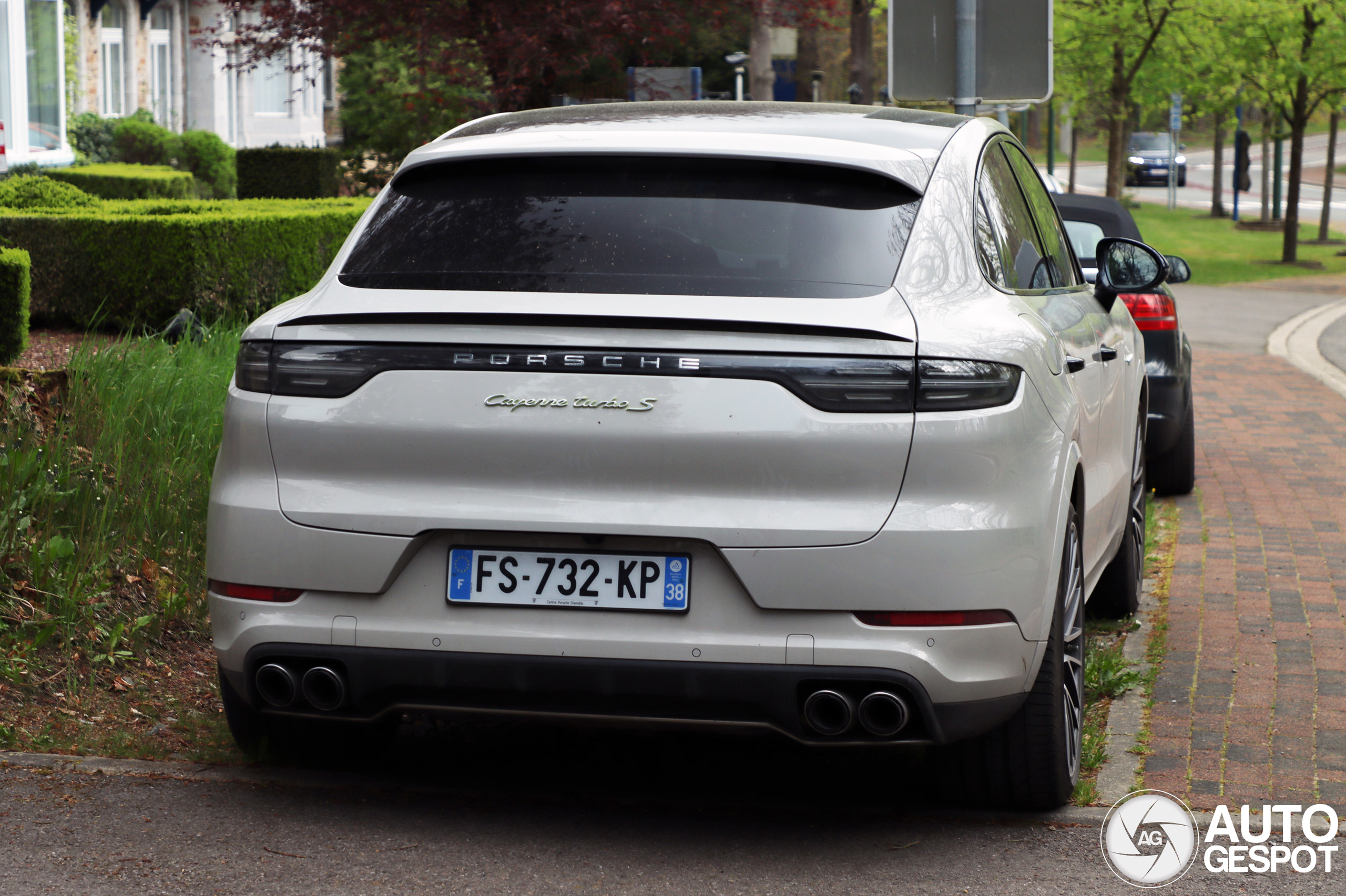 Porsche Cayenne Coupé Turbo S E-Hybrid