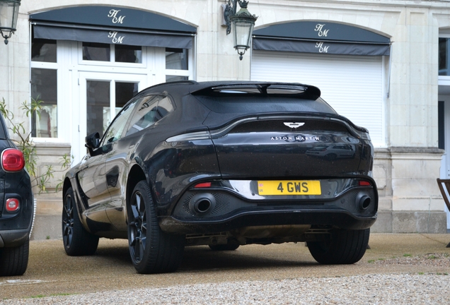 Aston Martin DBX