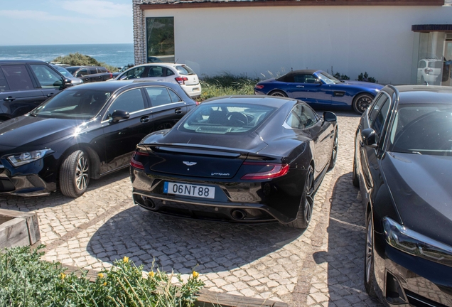 Aston Martin Vanquish 2013