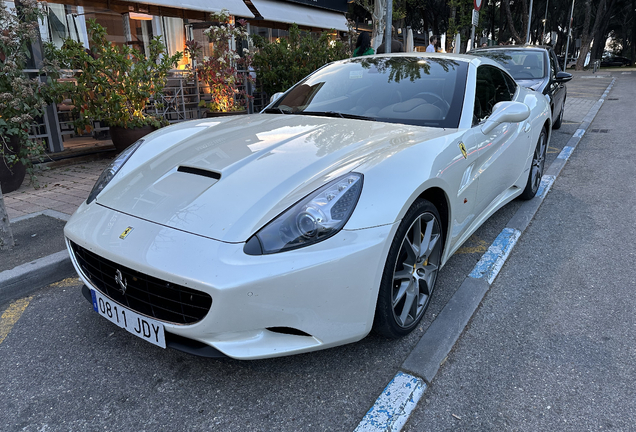 Ferrari California