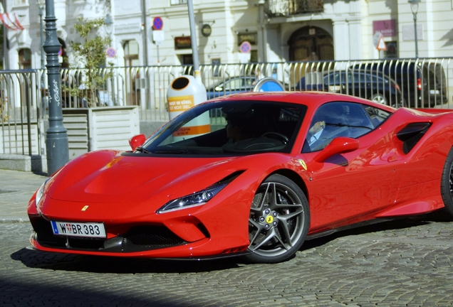 Ferrari F8 Tributo