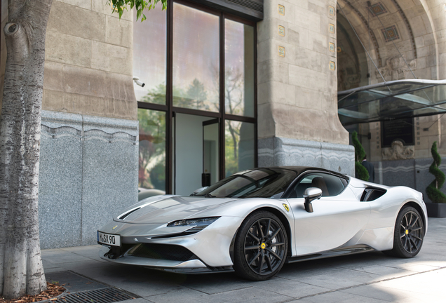 Ferrari SF90 Spider