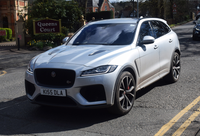 Jaguar F-PACE SVR