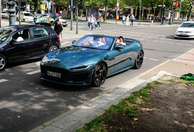 Jaguar F-TYPE P450 75 Convertible