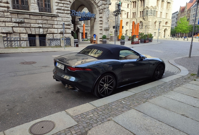 Jaguar F-TYPE P450 75 Convertible