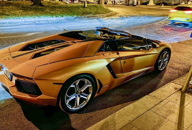 Lamborghini Aventador LP700-4 Roadster