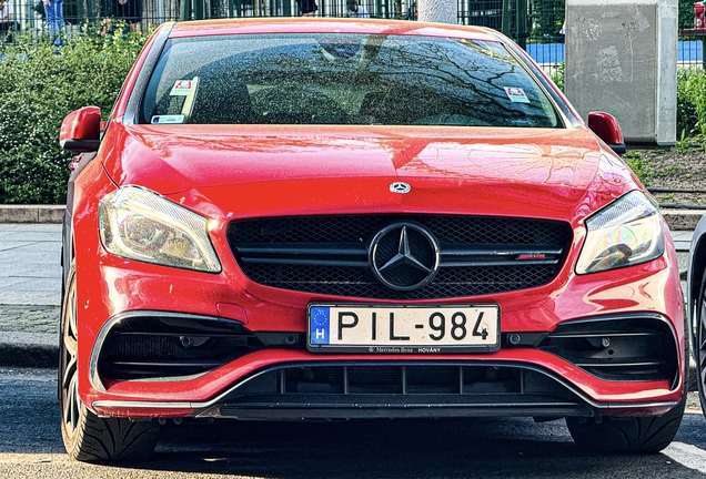 Mercedes-AMG A 45 W176 2015