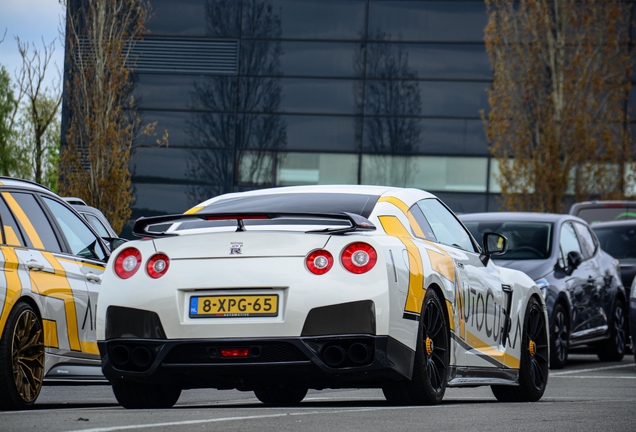 Nissan GT-R