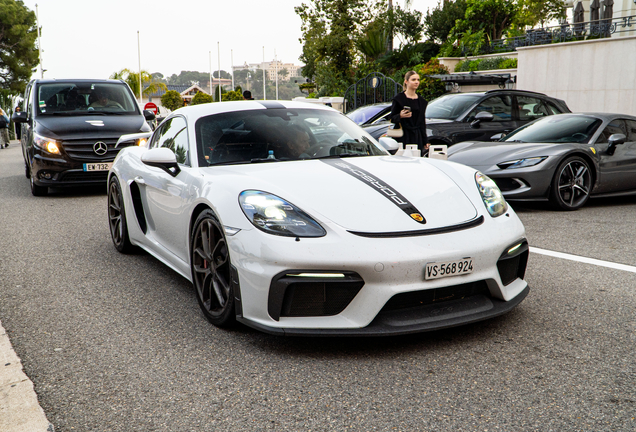 Porsche 718 Cayman GT4