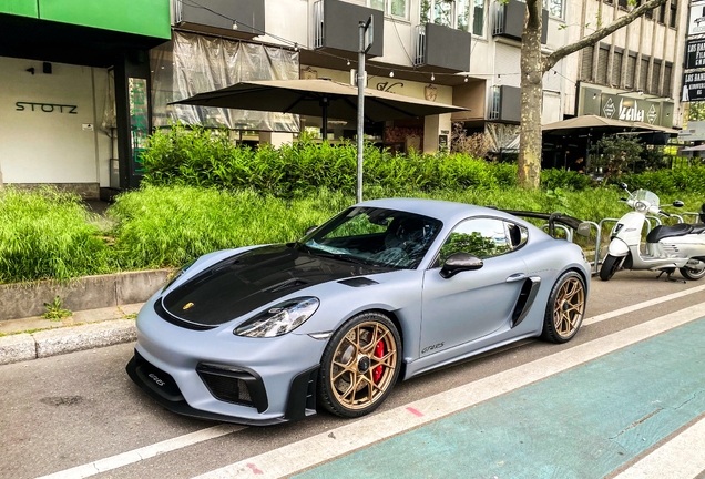 Porsche 718 Cayman GT4 RS Weissach Package