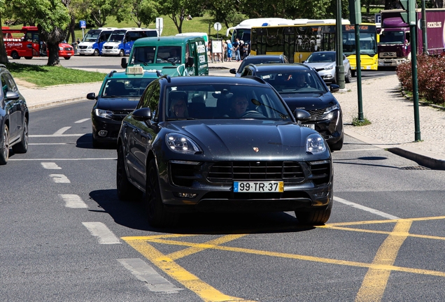 Porsche 95B Macan GTS