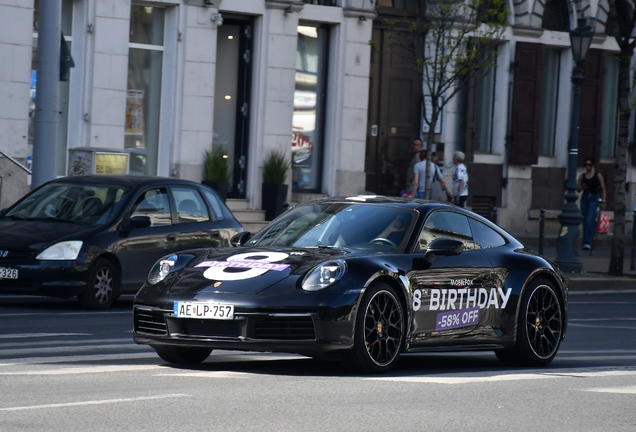 Porsche 992 Carrera 4S