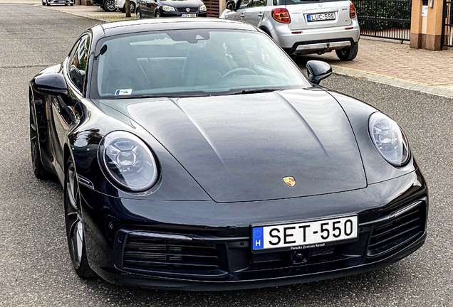 Porsche 992 Carrera 4S