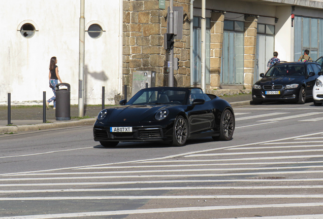 Porsche 992 Carrera 4S Cabriolet