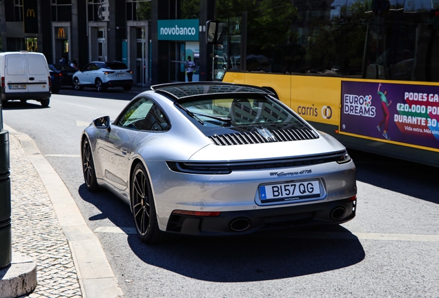 Porsche 992 Carrera GTS