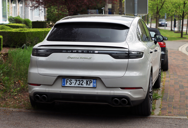 Porsche Cayenne Coupé Turbo S E-Hybrid