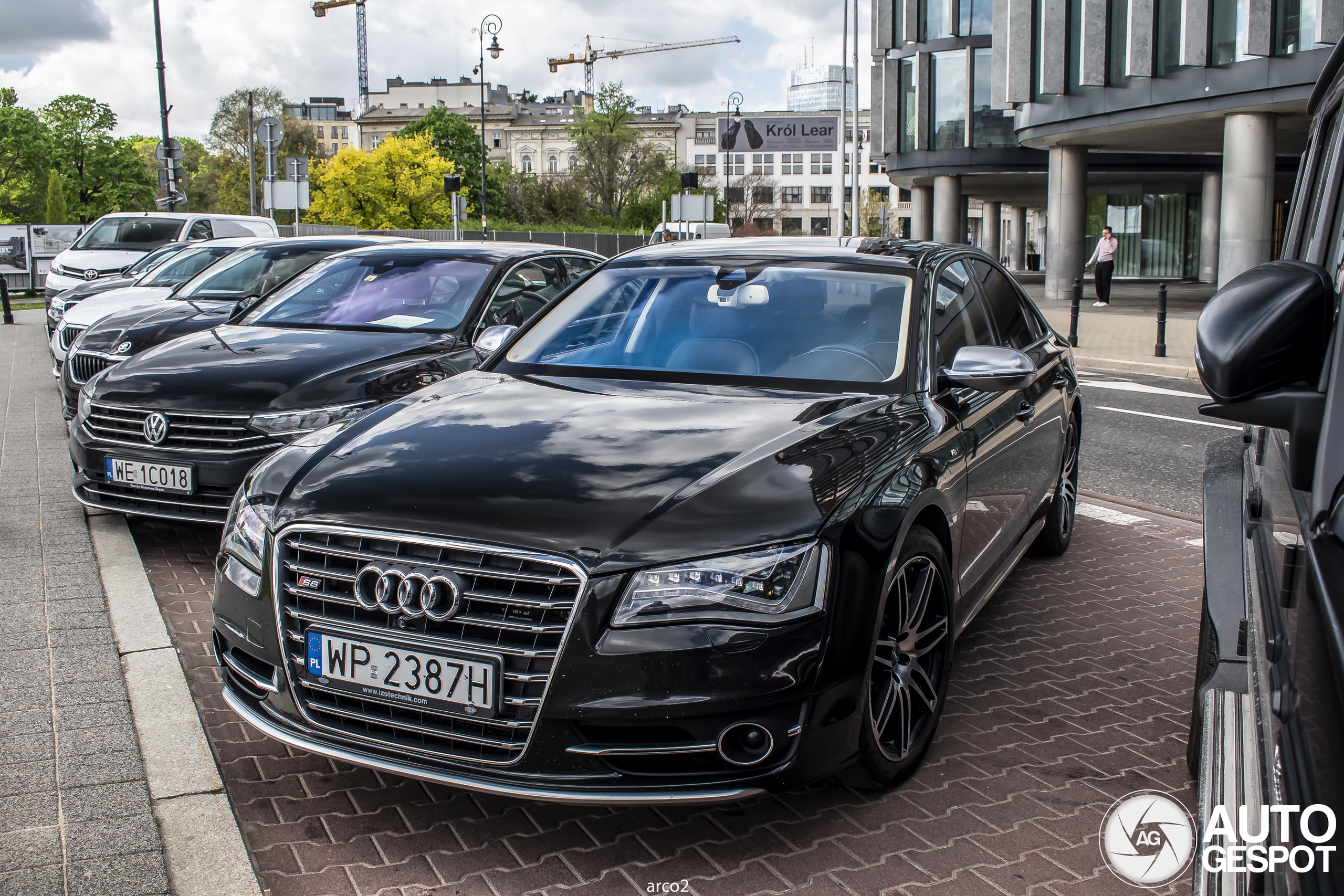 Audi S8 D4