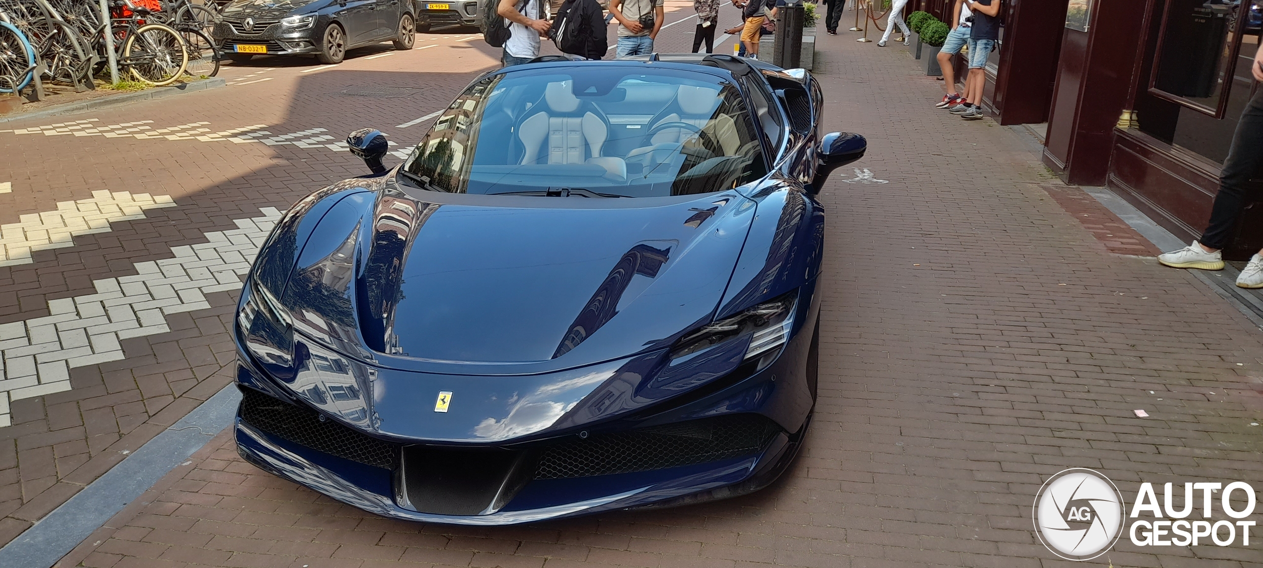 Ferrari SF90 Spider Assetto Fiorano