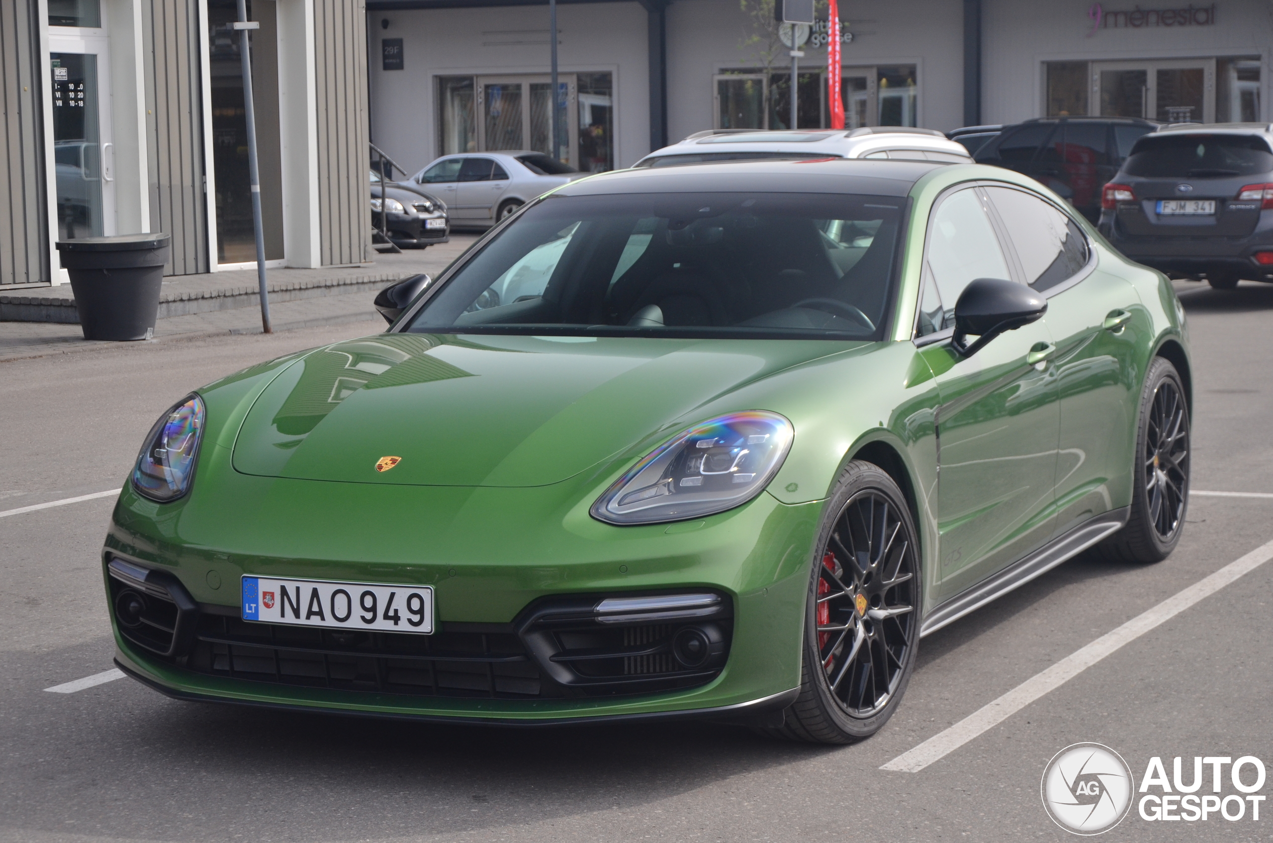 Porsche 971 Panamera GTS MkI