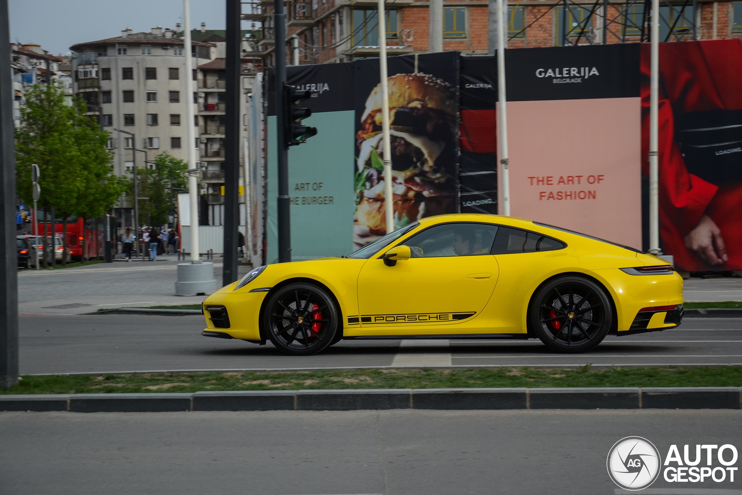 Porsche 992 Carrera S