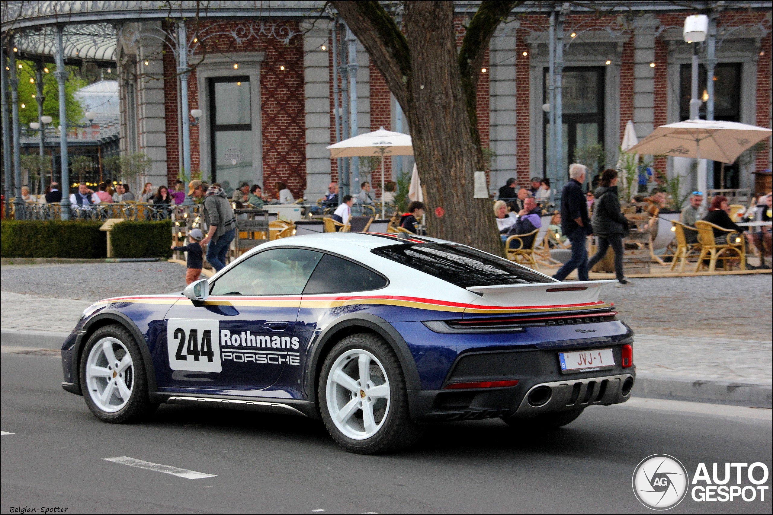 Porsche 992 Dakar