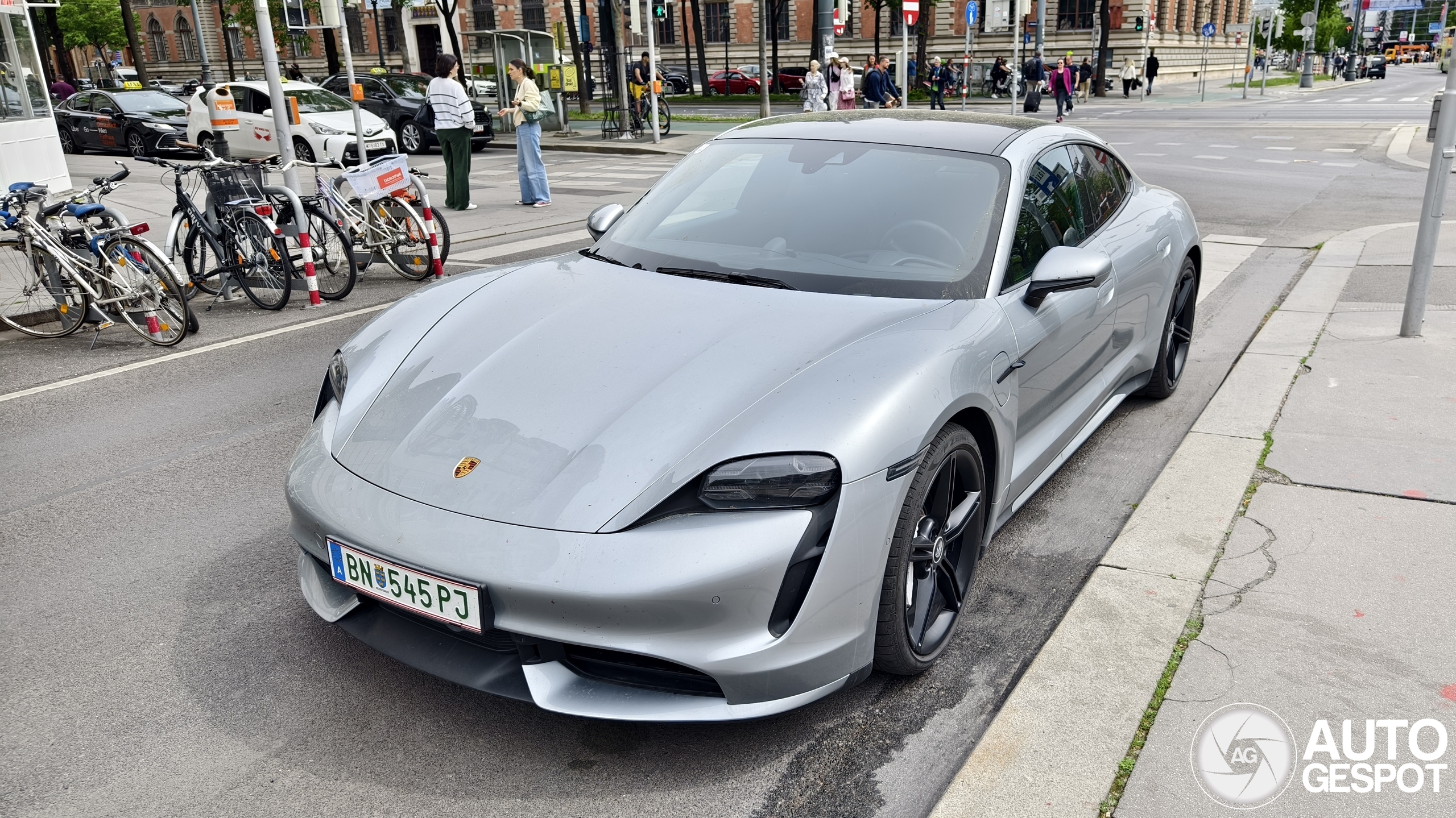 Porsche Taycan Turbo S