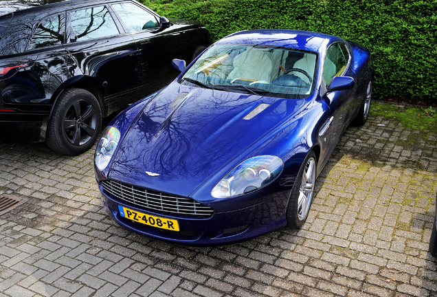 Aston Martin DB9