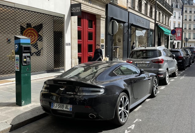 Aston Martin V12 Vantage S