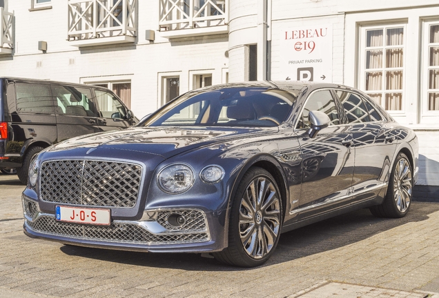 Bentley Flying Spur Hybrid Mulliner