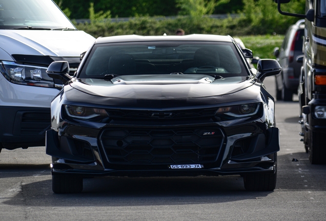 Chevrolet Camaro ZL1 2016