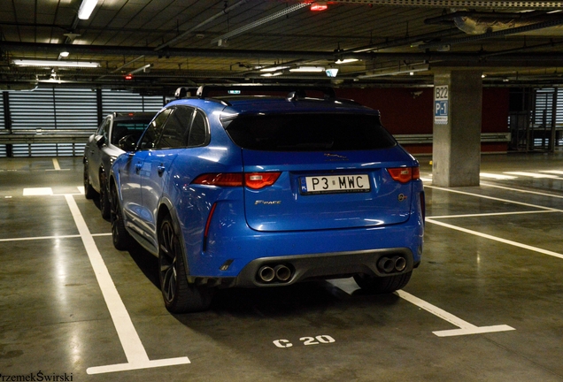 Jaguar F-PACE SVR