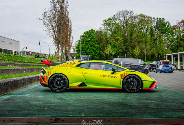 Lamborghini Huracán LP640-2 STO